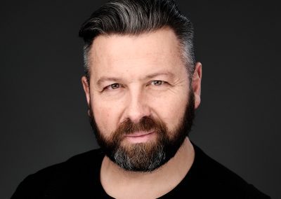 Headshot - Darko Mareš